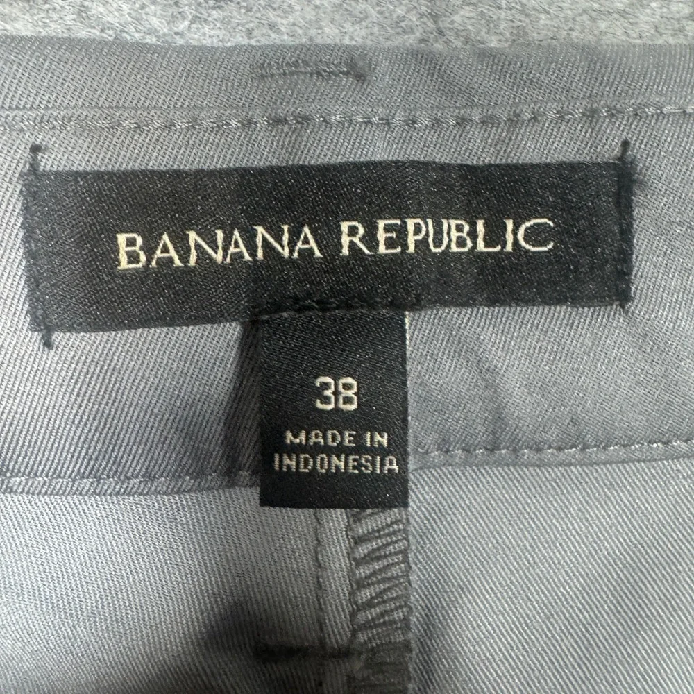 Banana Republic Mens Grey Stretch Chino Shorts Size 38 Quick Dry 9 Inch Inseam